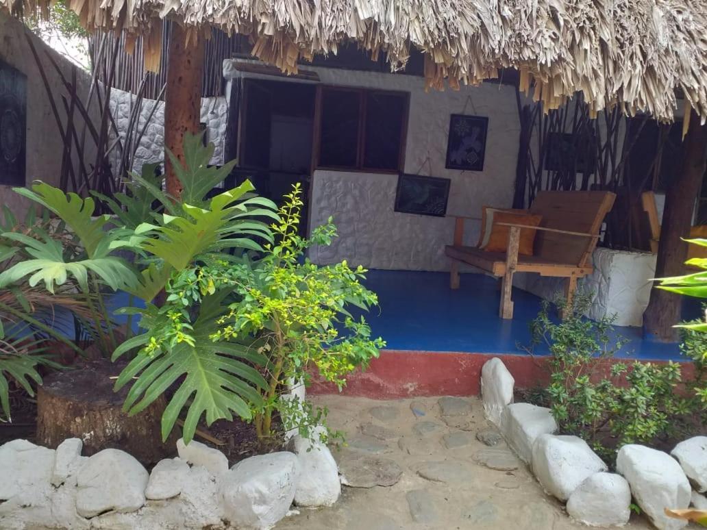 Hostel Cattleya بالومينو المظهر الخارجي الصورة